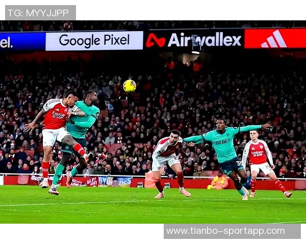 狼队三球领先却遭阿森纳绝杀精彩逆转引发热议