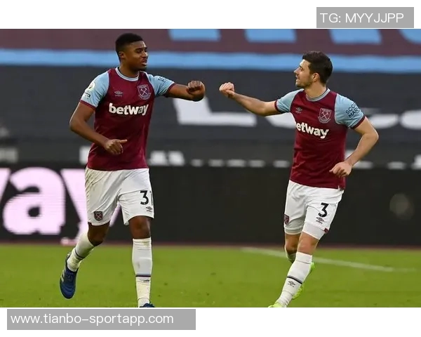 穆阿尼现身热刺训练场约翰逊乌多吉缺席引关注